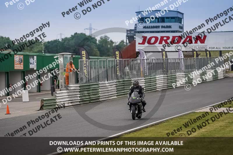 enduro digital images;event digital images;eventdigitalimages;mallory park;mallory park photographs;mallory park trackday;mallory park trackday photographs;no limits trackdays;peter wileman photography;racing digital images;trackday digital images;trackday photos